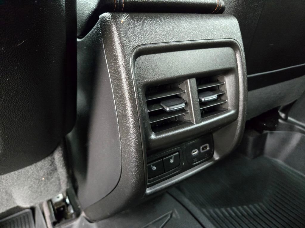 Used 2020 Cadillac XT4 Sport w/ Technology Package FWD image 30