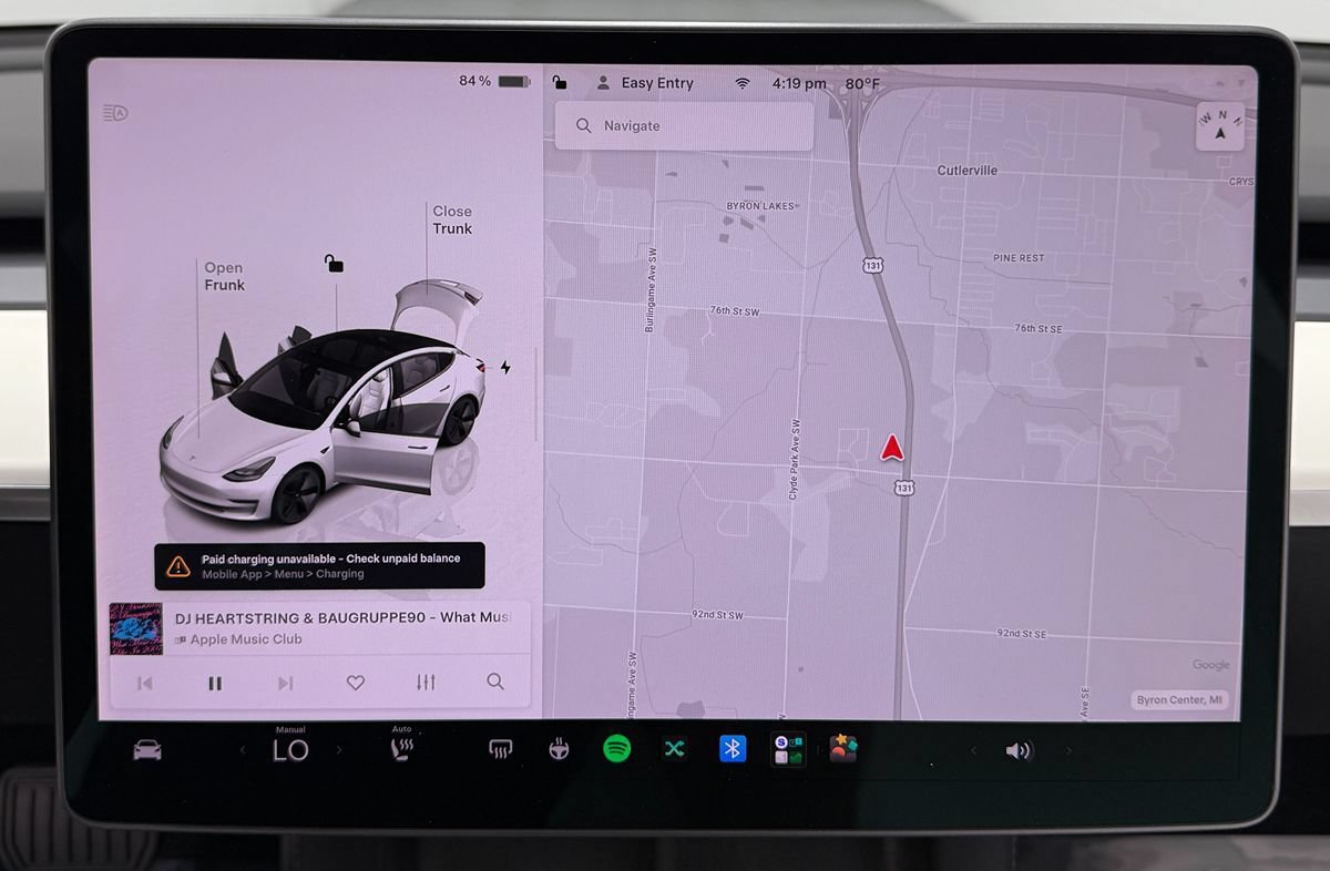 Used 2022 Tesla Model 3 Long Range AWD/4WD image 16