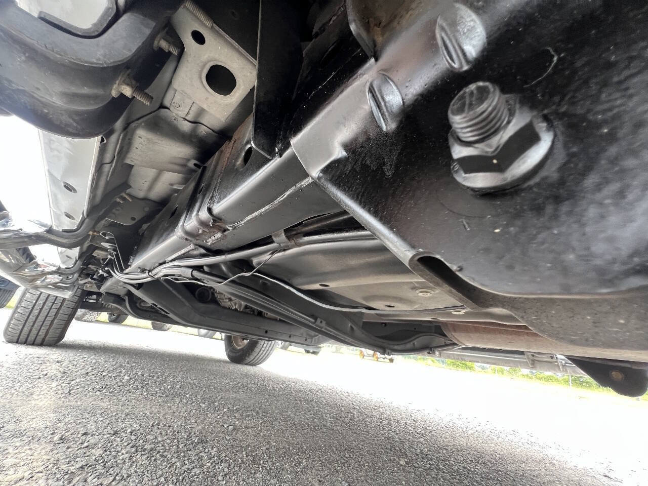 Used 2010 GMC Canyon SLE AWD/4WD image 11
