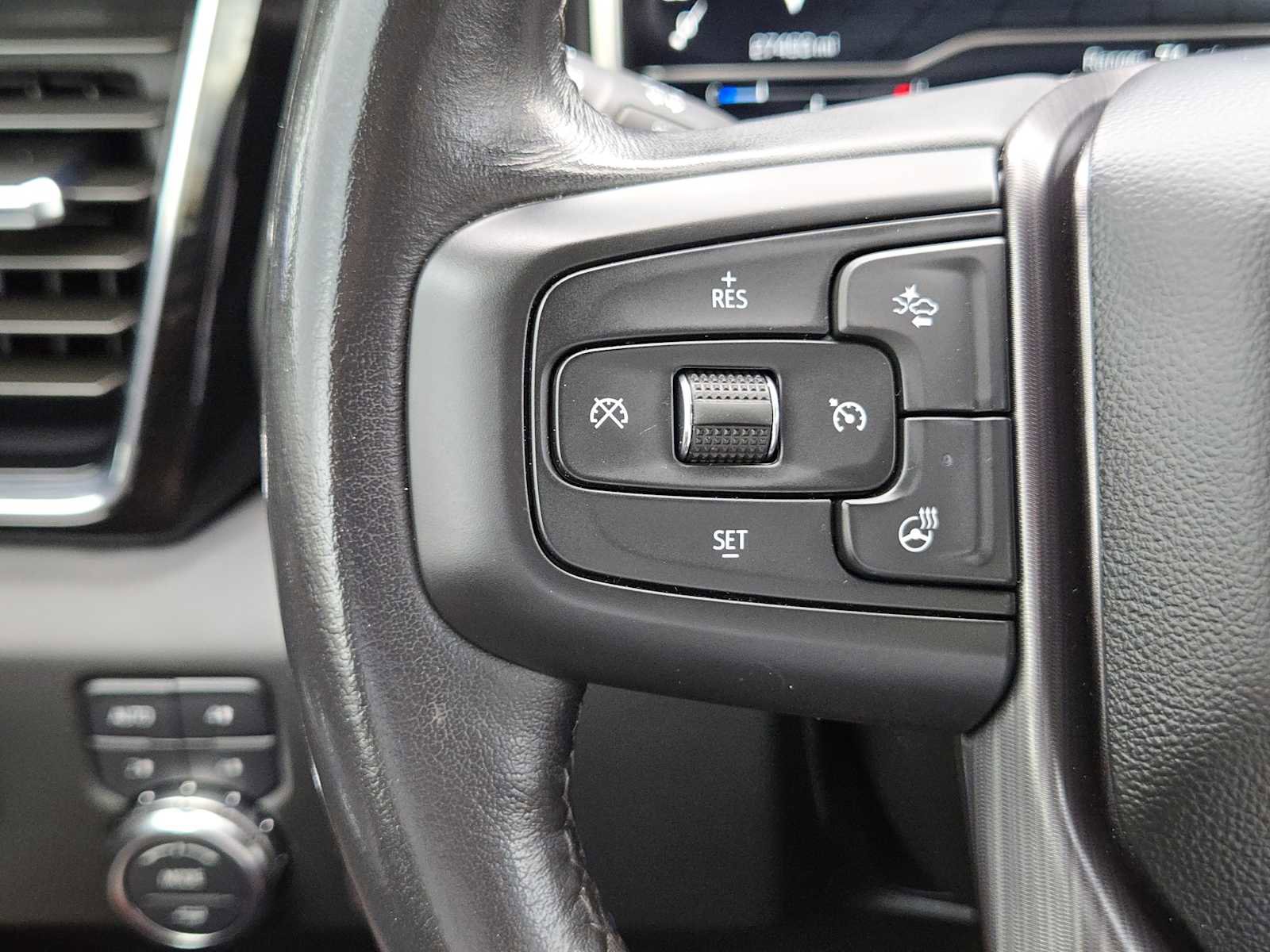 Certified 2024 GMC Sierra 2500 Denali Ultimate w/ Max Trailering Package image 28