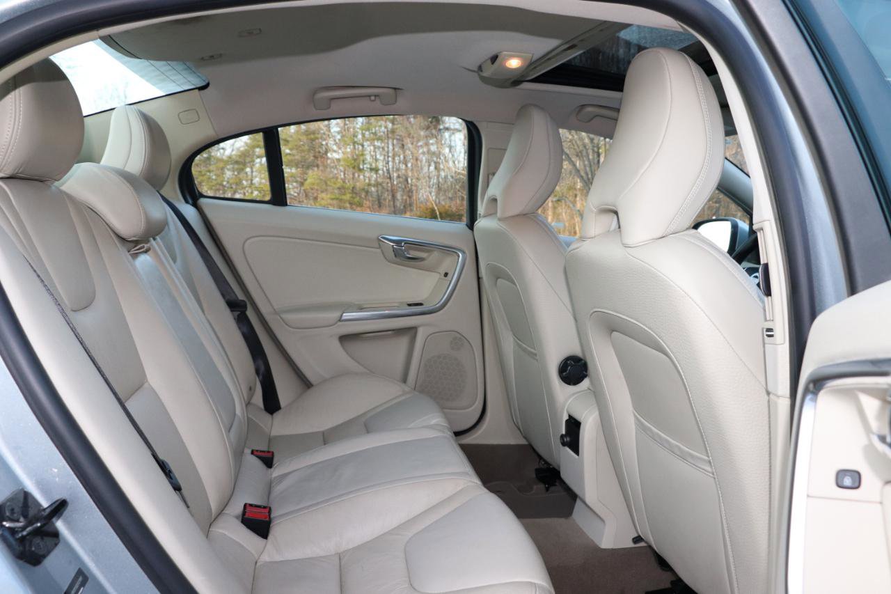 Used 2013 Volvo S60 T5 image 24