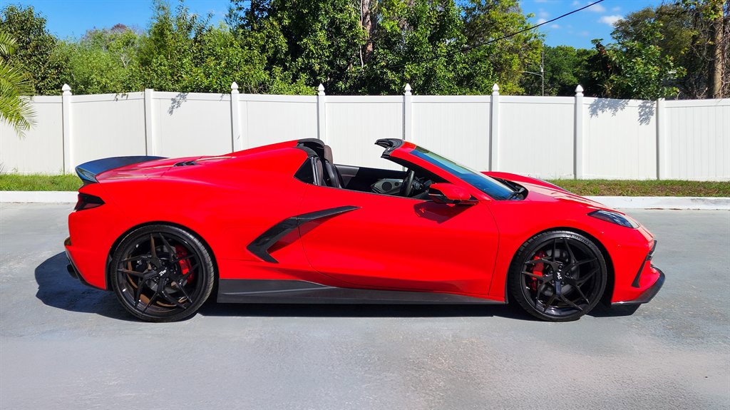 Used 2020 Chevrolet Corvette Stingray Premium Conv w/ 3LT Preferred Equipment Group image 9