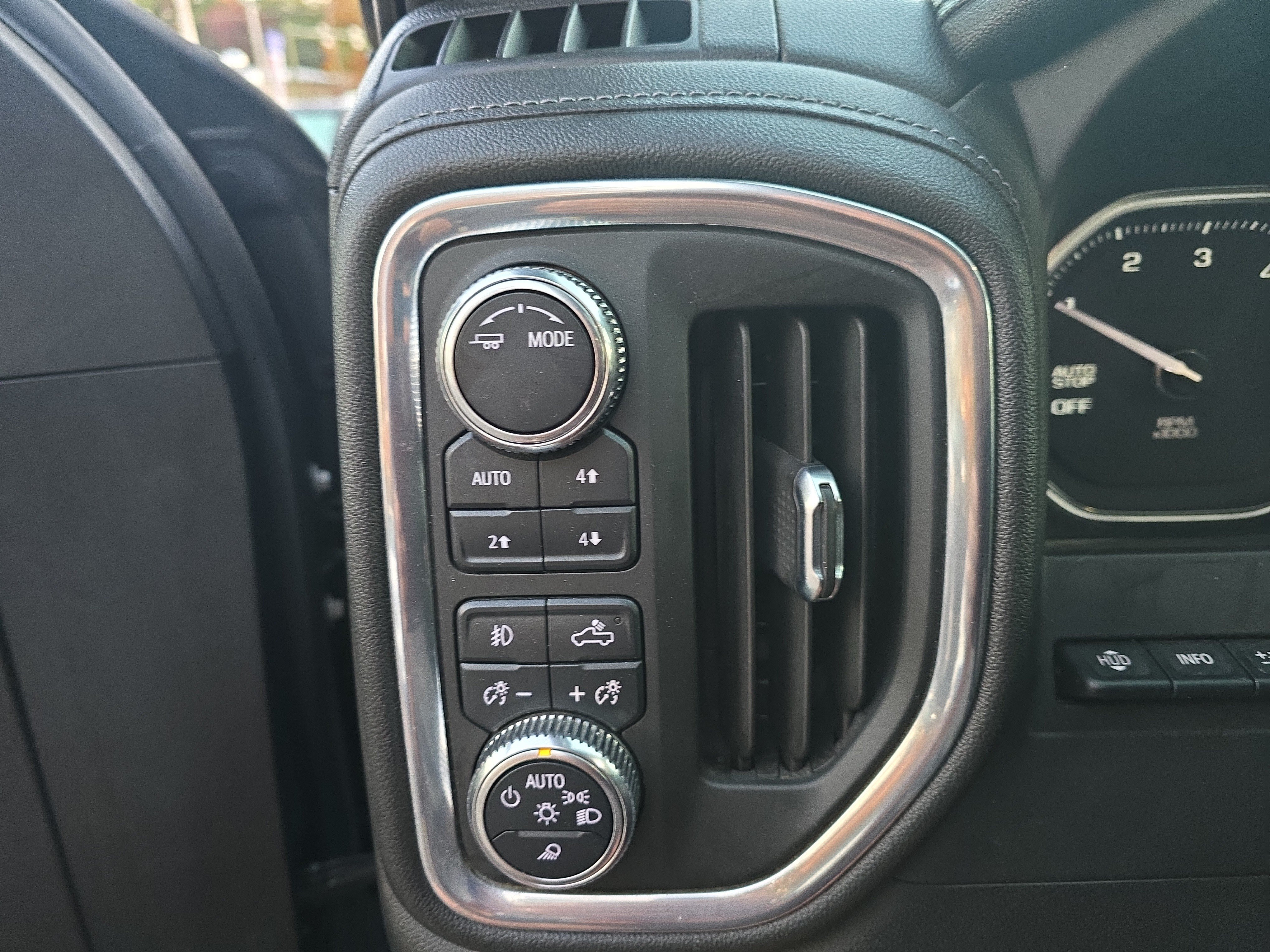 Used 2021 GMC Sierra 1500 Denali w/ Denali Ultimate Package AWD/4WD image 24