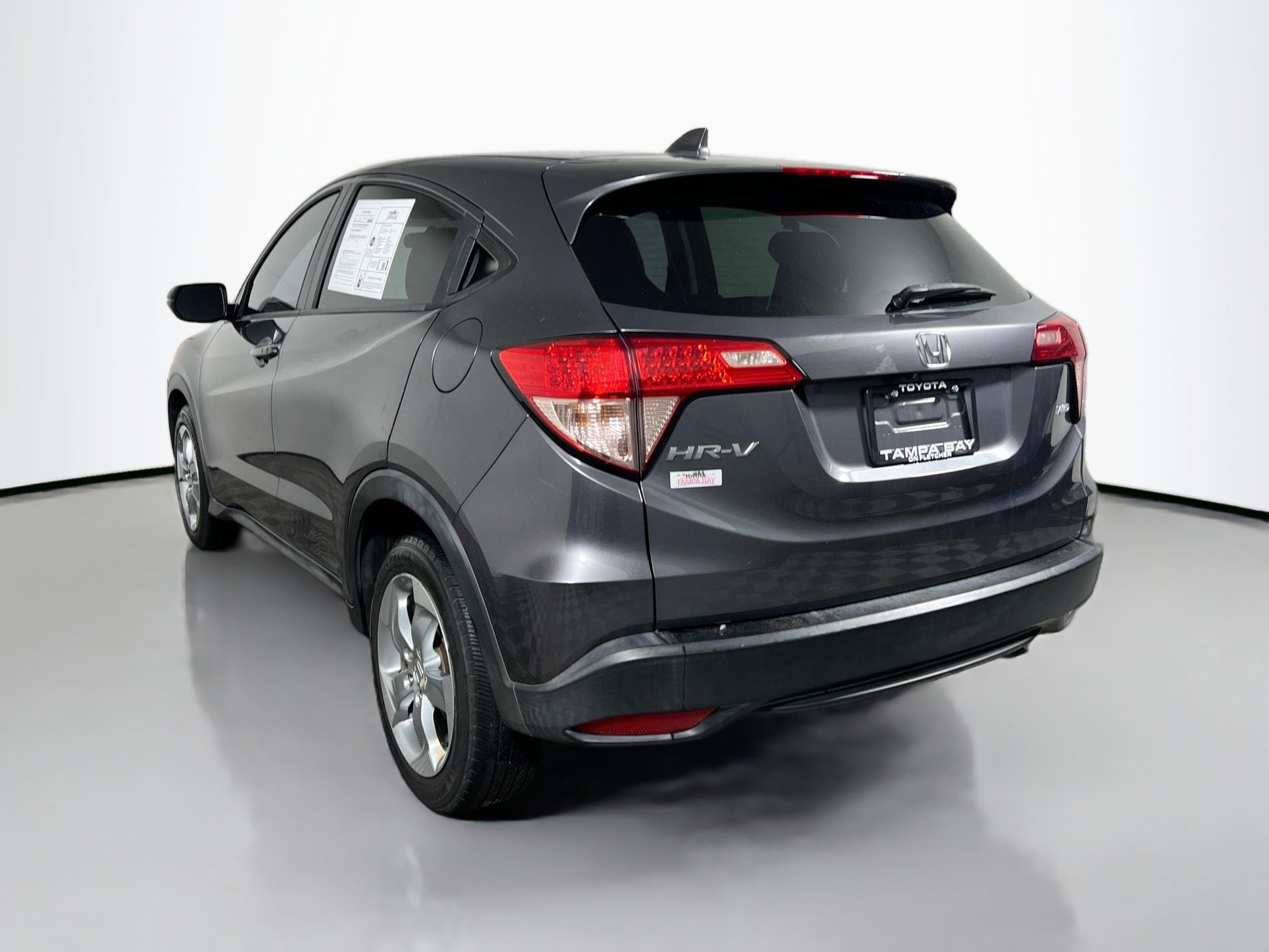 Used 2017 Honda HR-V EX image 8