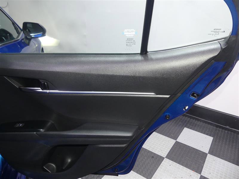 Used 2020 Toyota Camry SE image 23