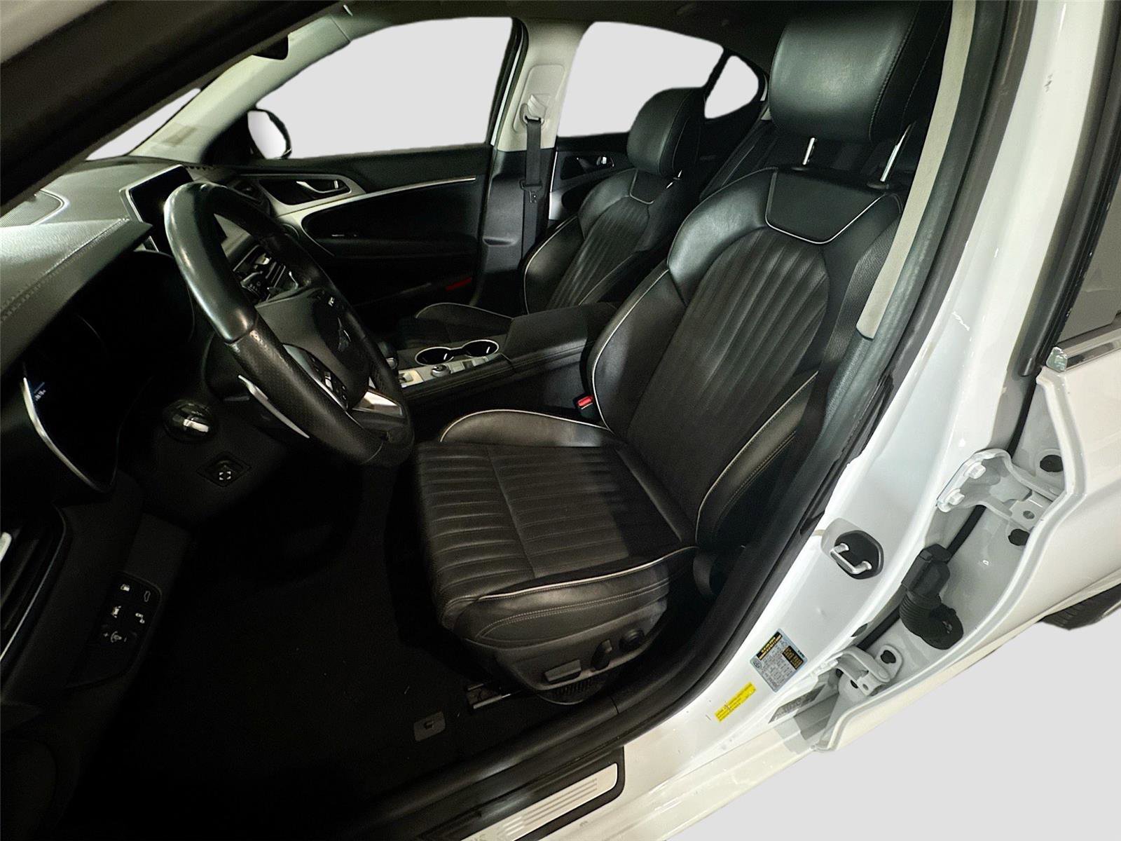 Used 2020 Genesis G70 2.0T w/ Elite Package AWD/4WD image 2