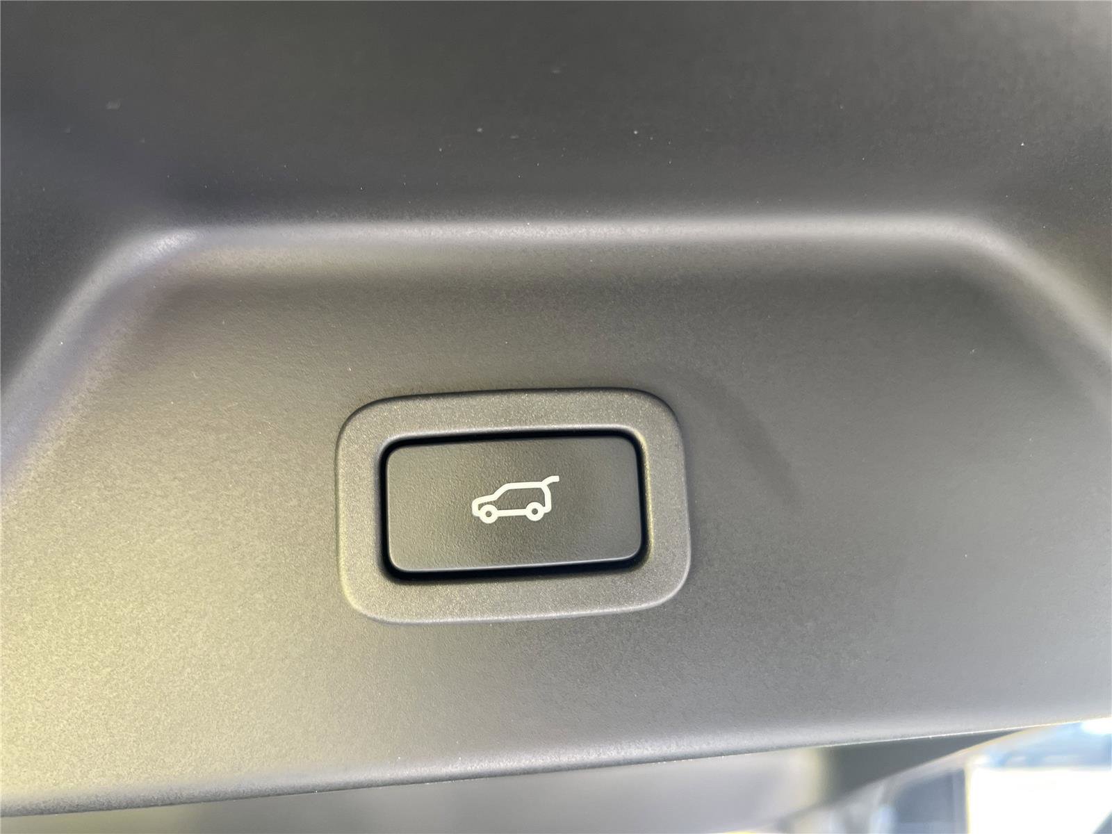 Used 2016 Land Rover Range Rover HSE AWD/4WD image 32