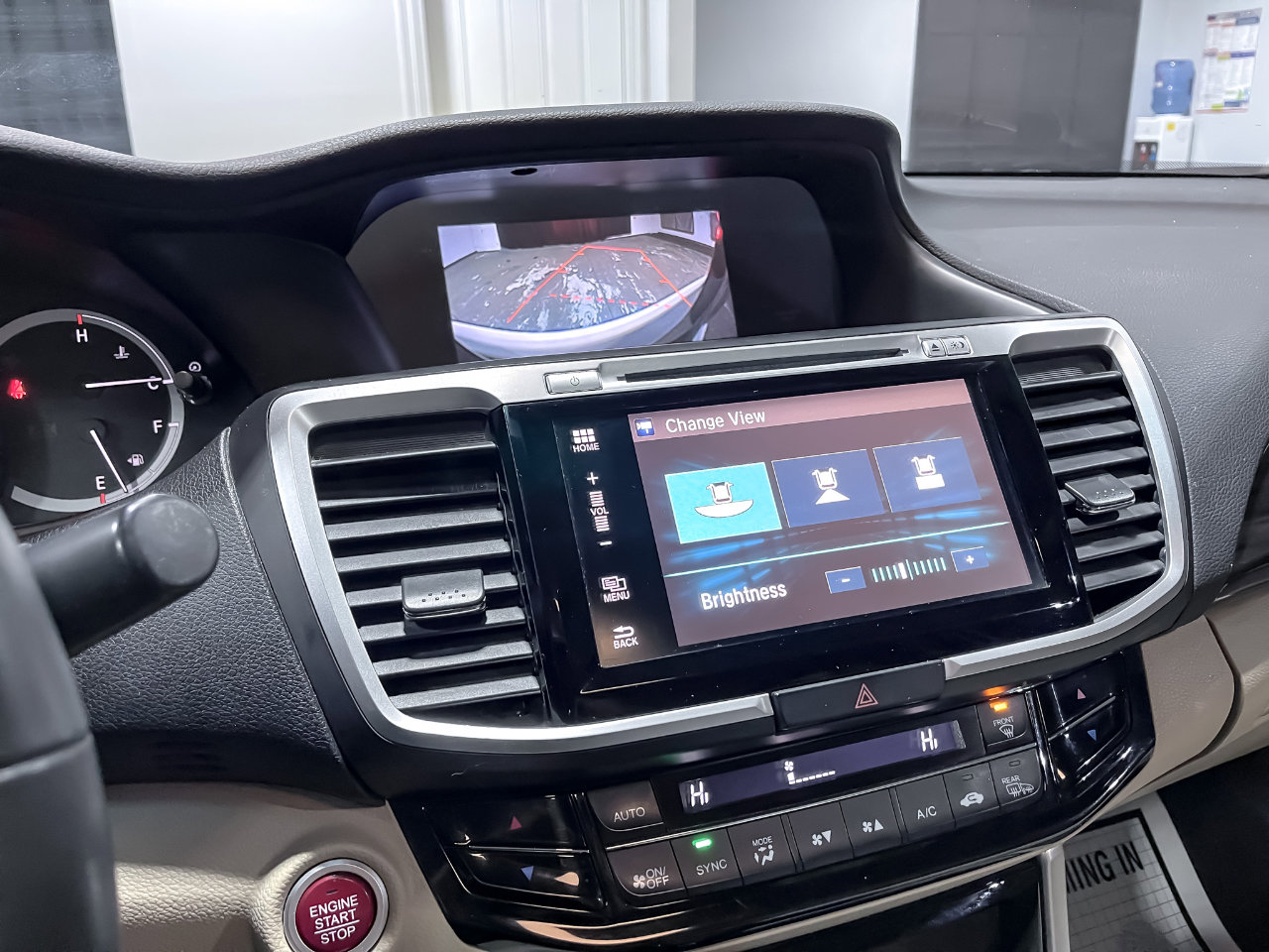 Used 2016 Honda Accord EX-L image 33