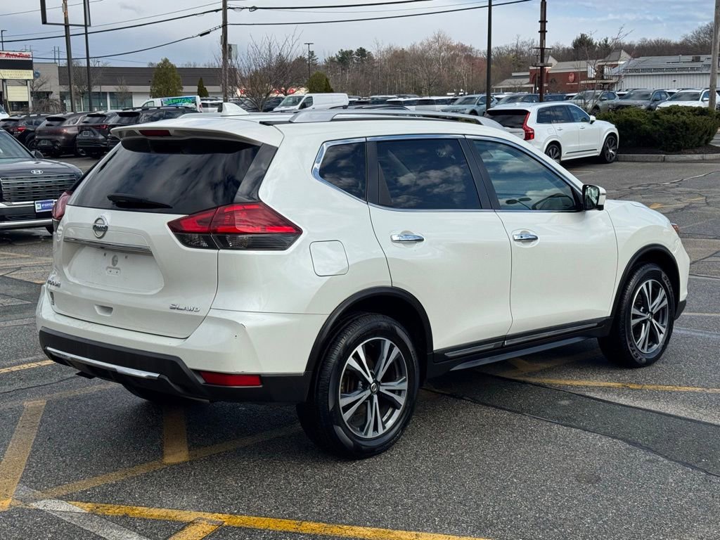 Used 2017 Nissan Rogue SL w/ SL Premium Package AWD/4WD image 6