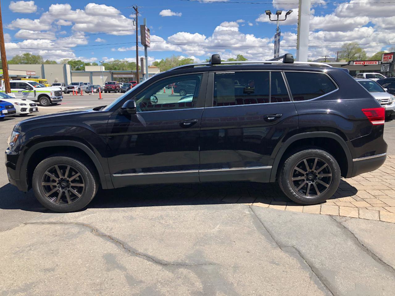 Used 2018 Volkswagen Atlas SEL AWD/4WD image 5