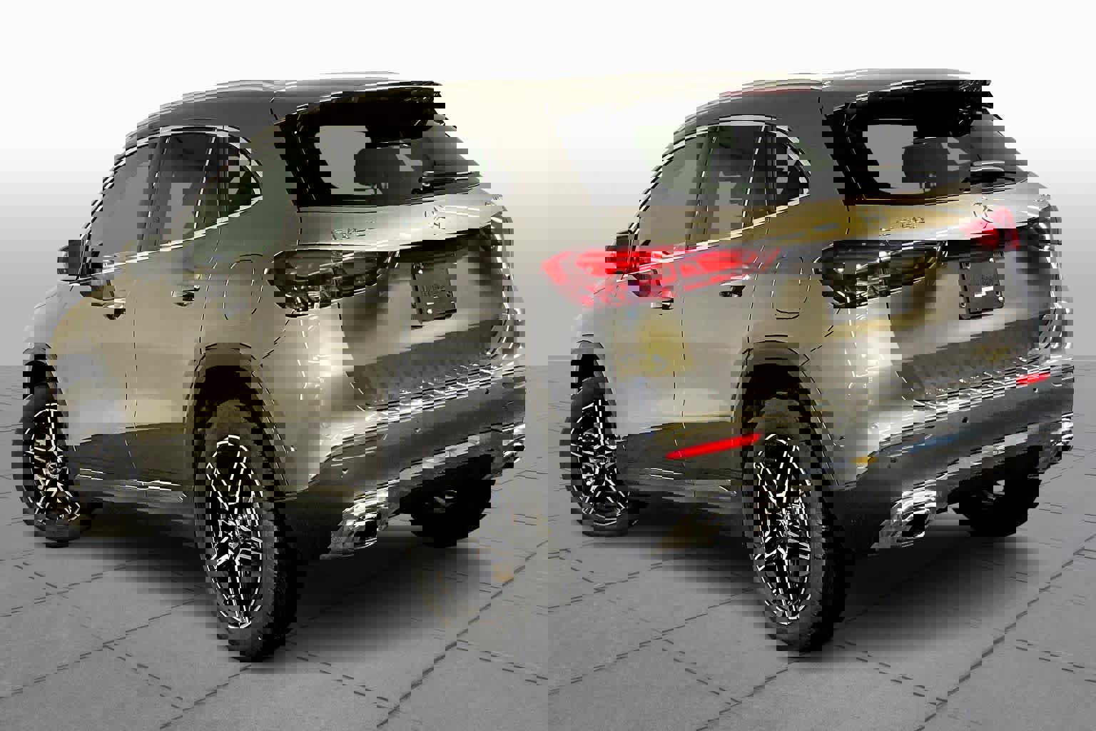New 2026 Mercedes-Benz GLA 250 4MATIC image 3