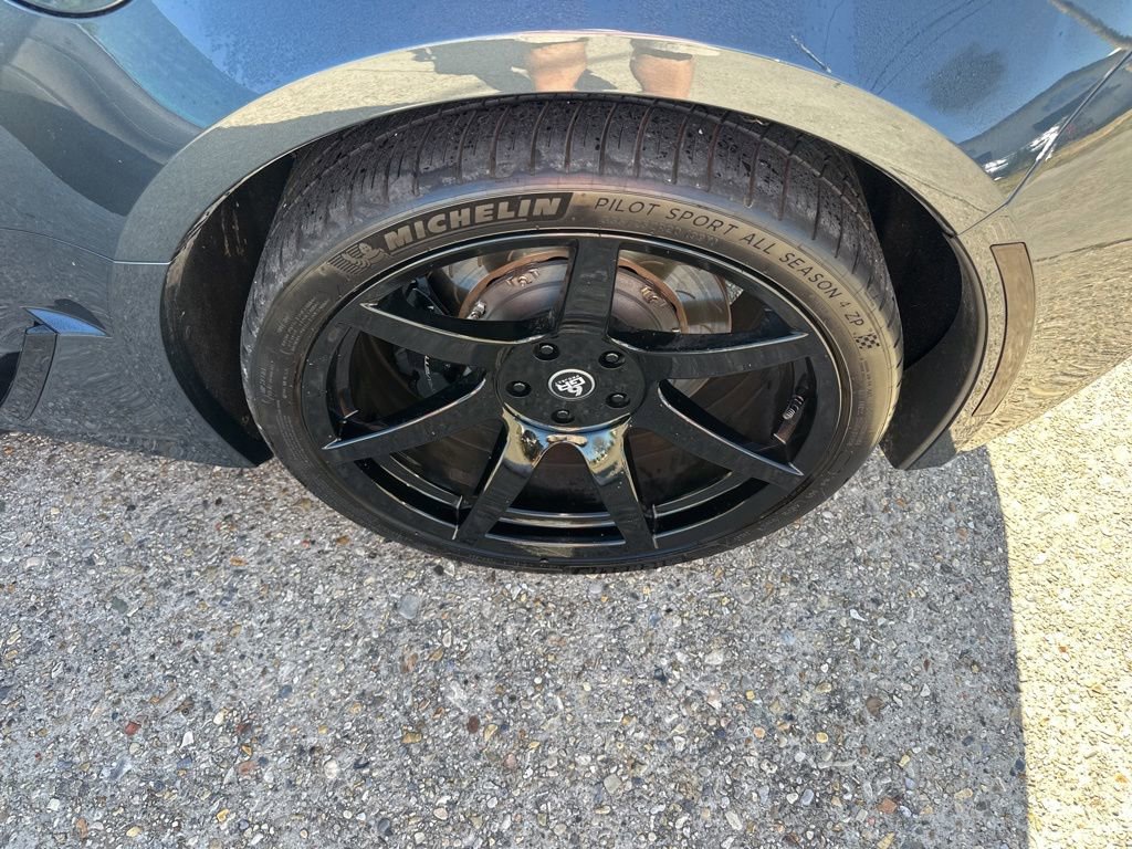 Used 2019 Chevrolet Corvette Grand Sport w/ Carbon Flash Badge Package image 11