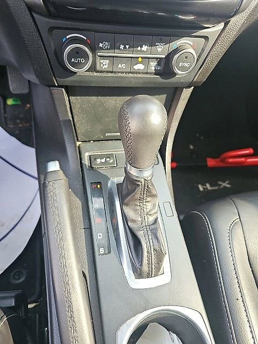 Used 2021 Acura ILX w/ Premium Package image 4