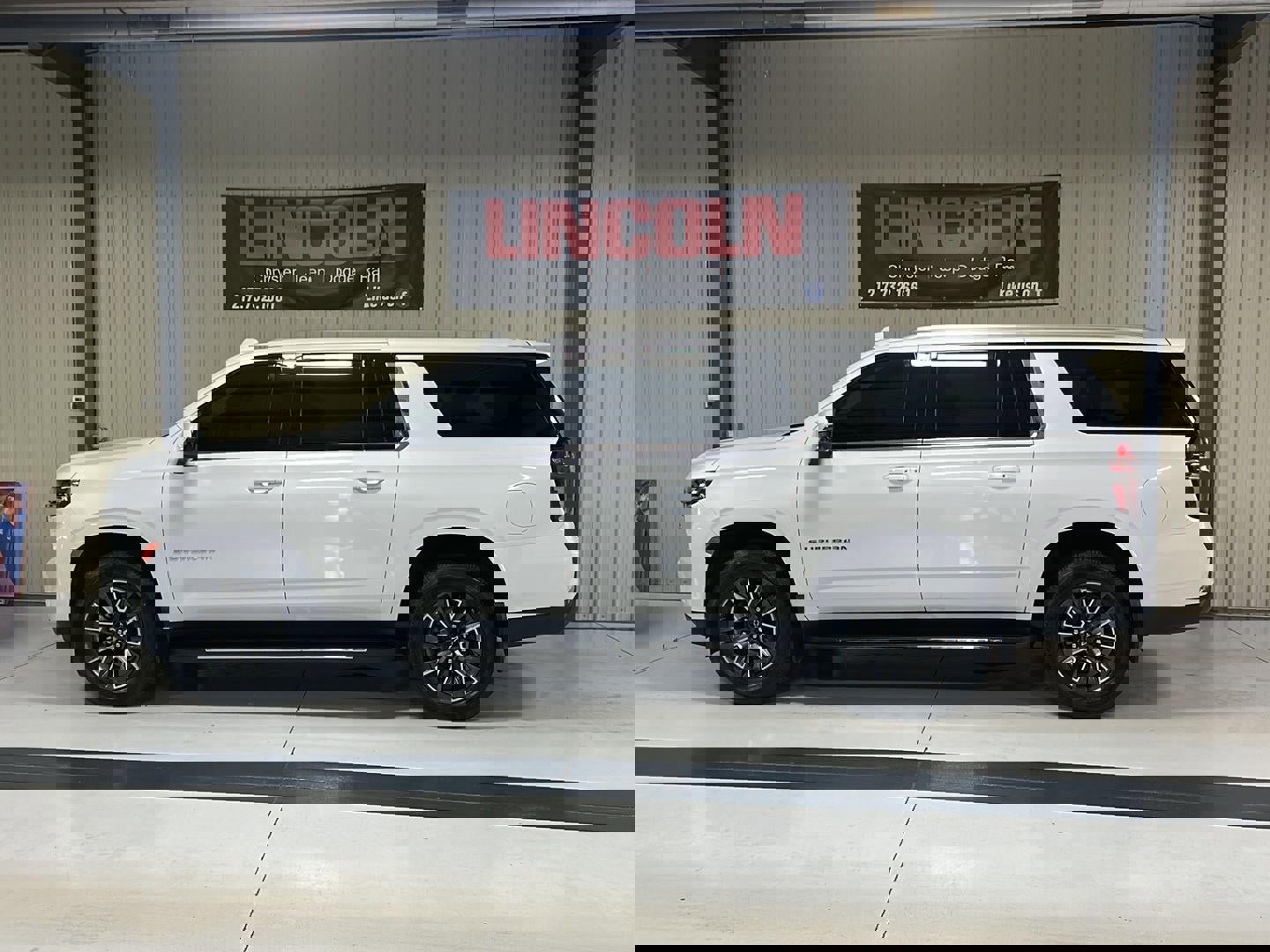 Used 2022 Chevrolet Suburban LT w/ Luxury Package image 2