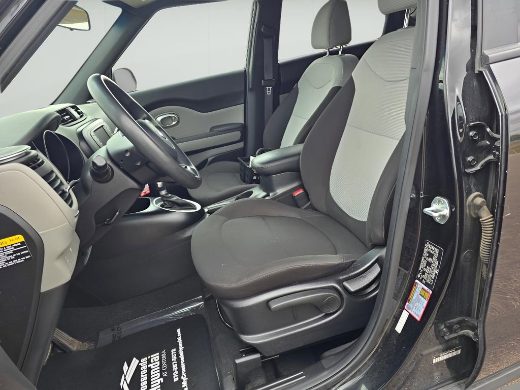 Used 2018 Kia Soul FWD image 10