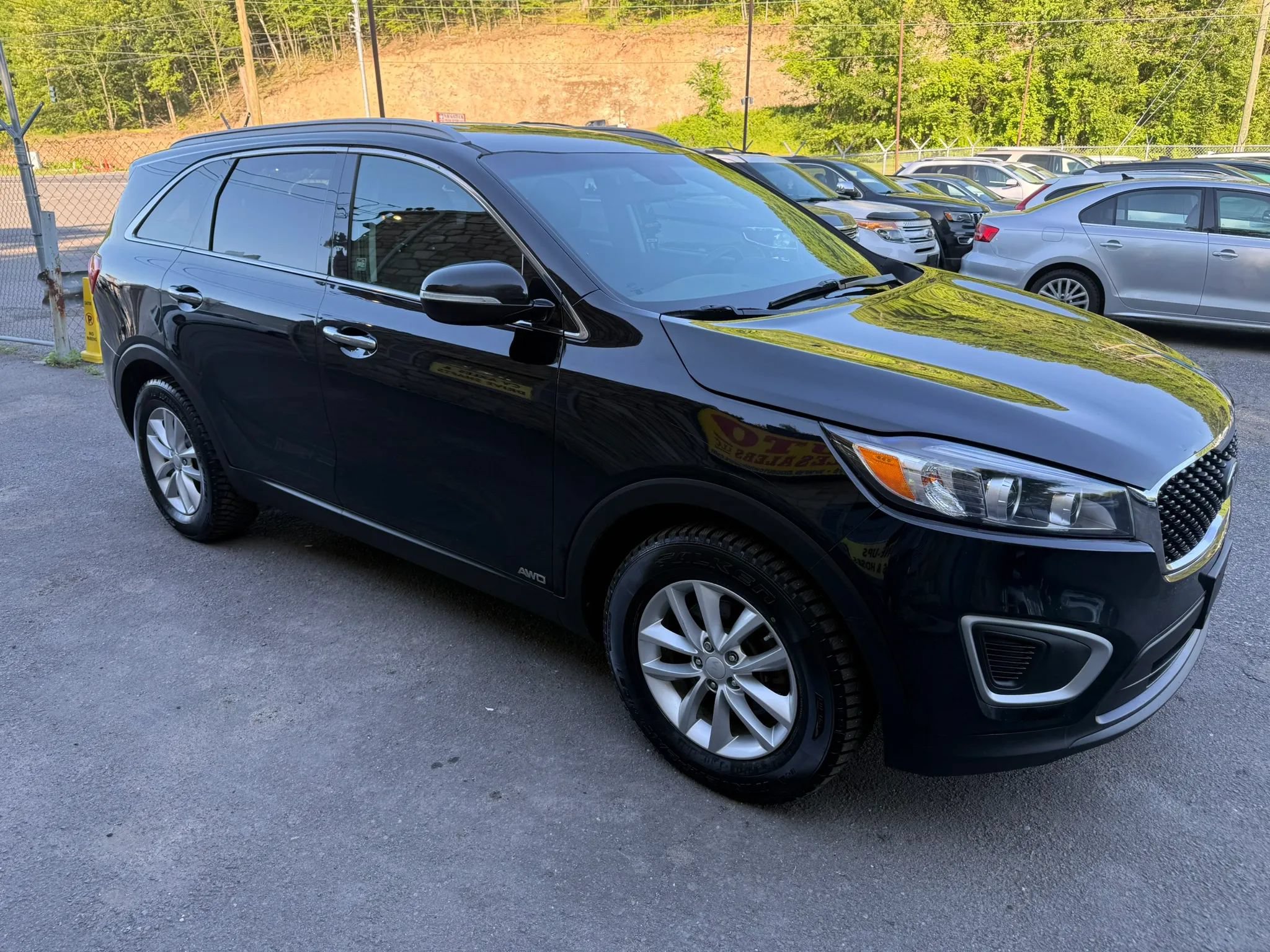 Used 2018 Kia Sorento AWD image 2