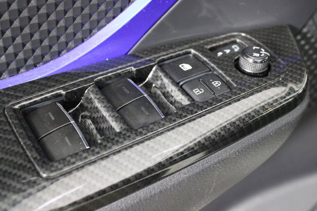 Used 2021 Toyota C-HR XLE image 16