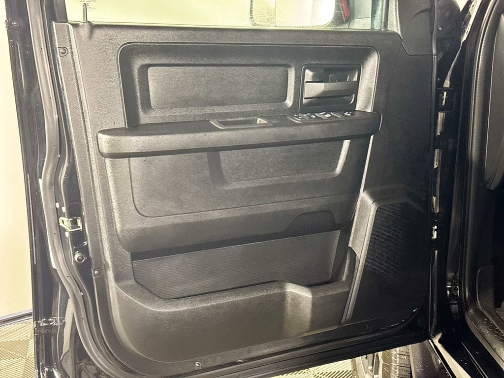 Used 2022 RAM 3500 Tradesman image 9