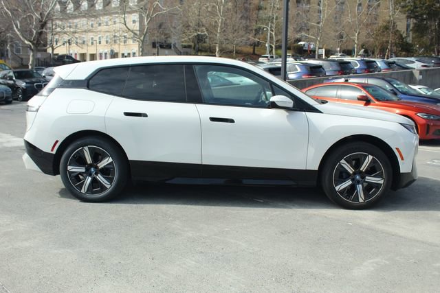 Certified 2023 BMW iX xDrive50 w/ Sport Package image 10