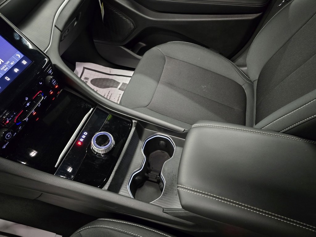 Used 2024 Jeep Grand Cherokee L Laredo w/ Luxury Tech Group I image 22