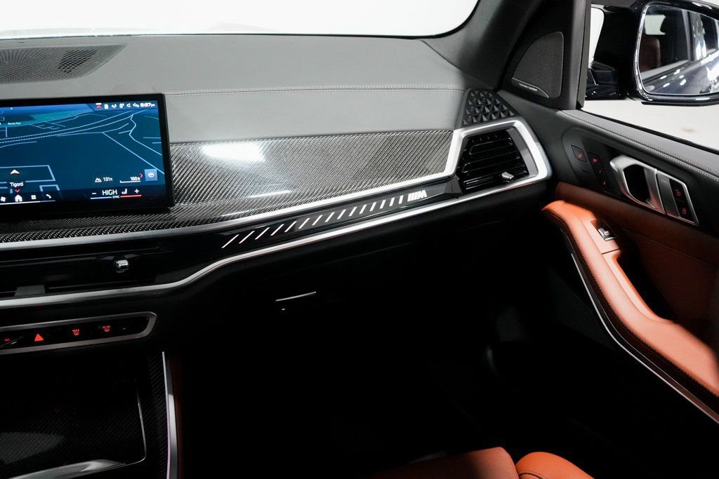 Used 2025 BMW X5 M60i image 23