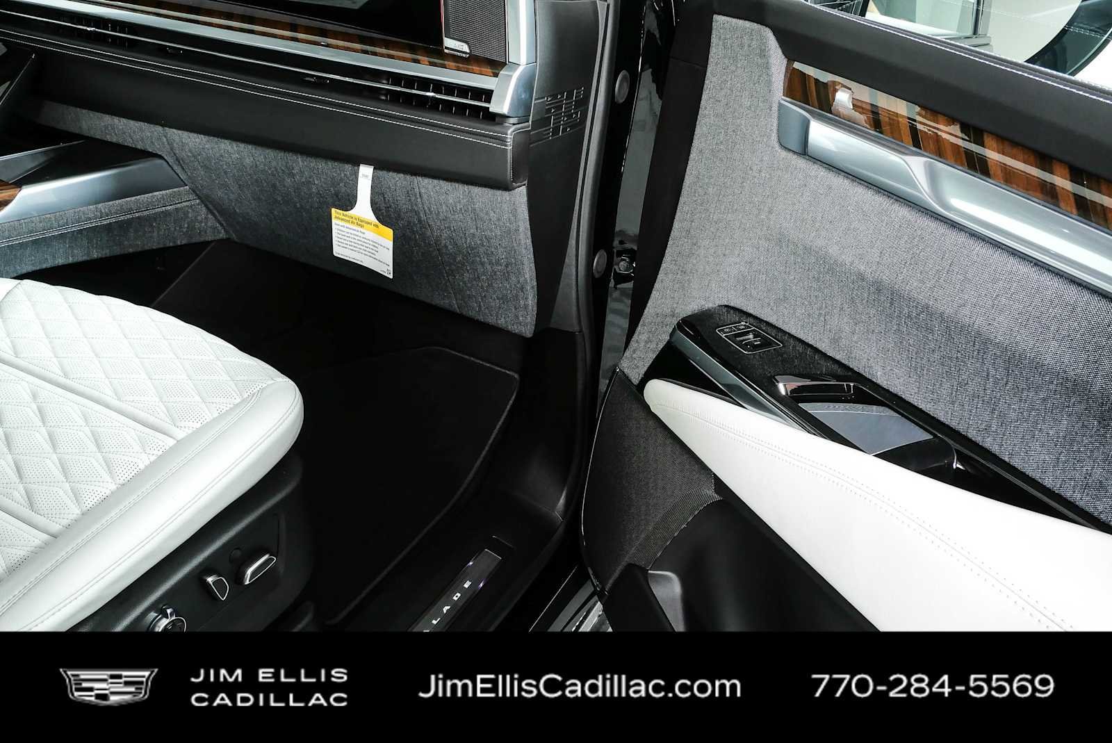 New 2026 Cadillac Escalade Platinum Sport AWD/4WD image 28