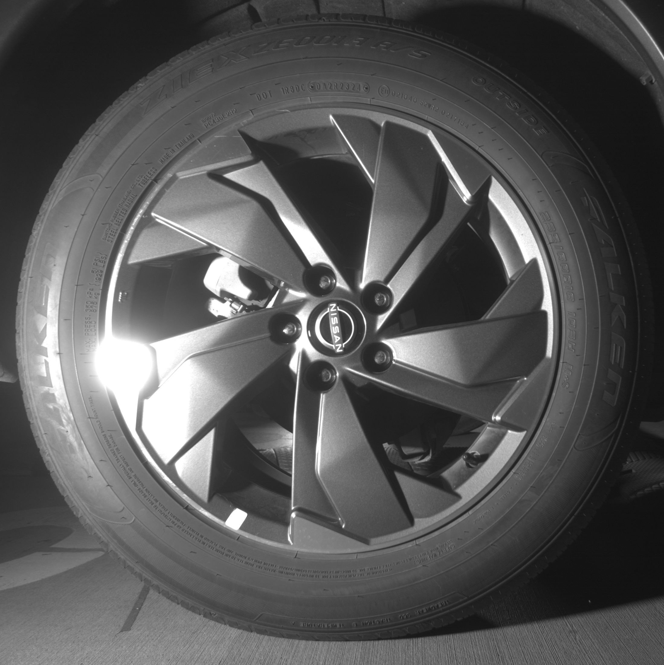 Used 2025 Nissan Rogue SV image 15