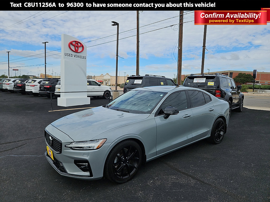 Used 2025 Volvo S60 B5 Core FWD image 1