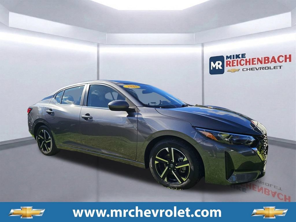 Used 2025 Nissan Sentra SV FWD video 1