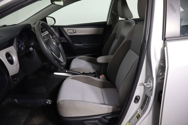 Used 2018 Toyota Corolla LE image 14