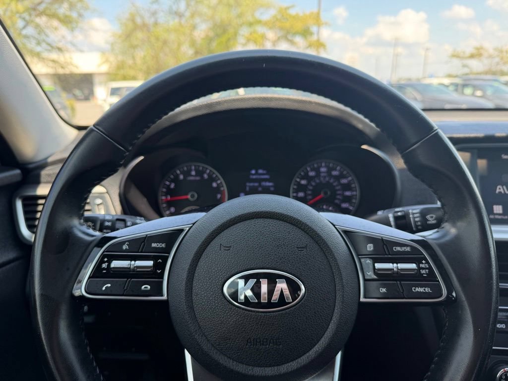 Used 2020 Kia Optima S FWD image 11