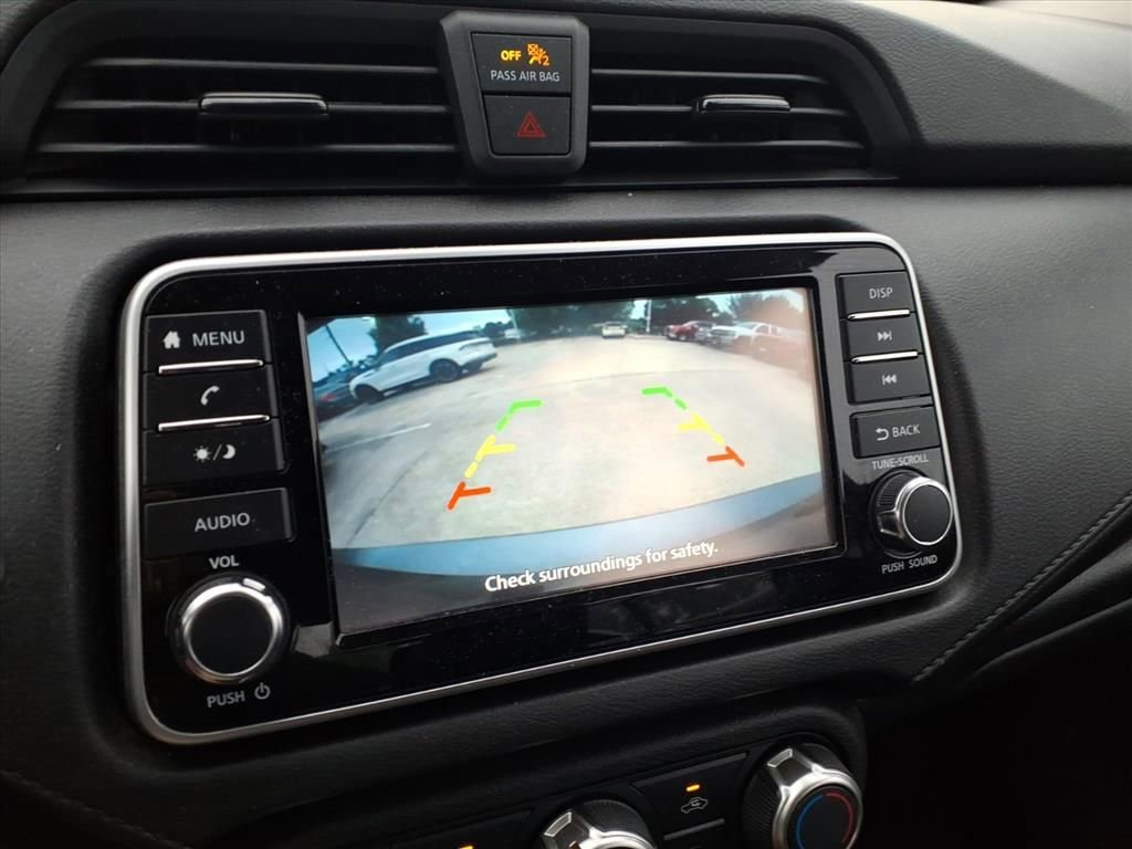 Used 2022 Nissan Versa S FWD image 15