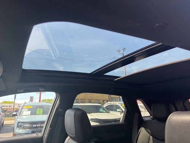 Used 2021 Cadillac XT5 Sportv w/ LPO, Floor Liner Package AWD/4WD image 15