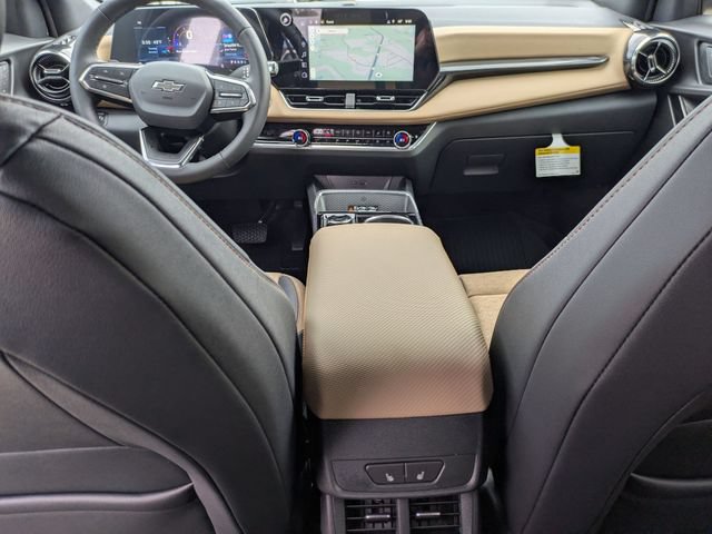 New 2026 Chevrolet Equinox ACTIV w/ Convenience Package III AWD/4WD image 27
