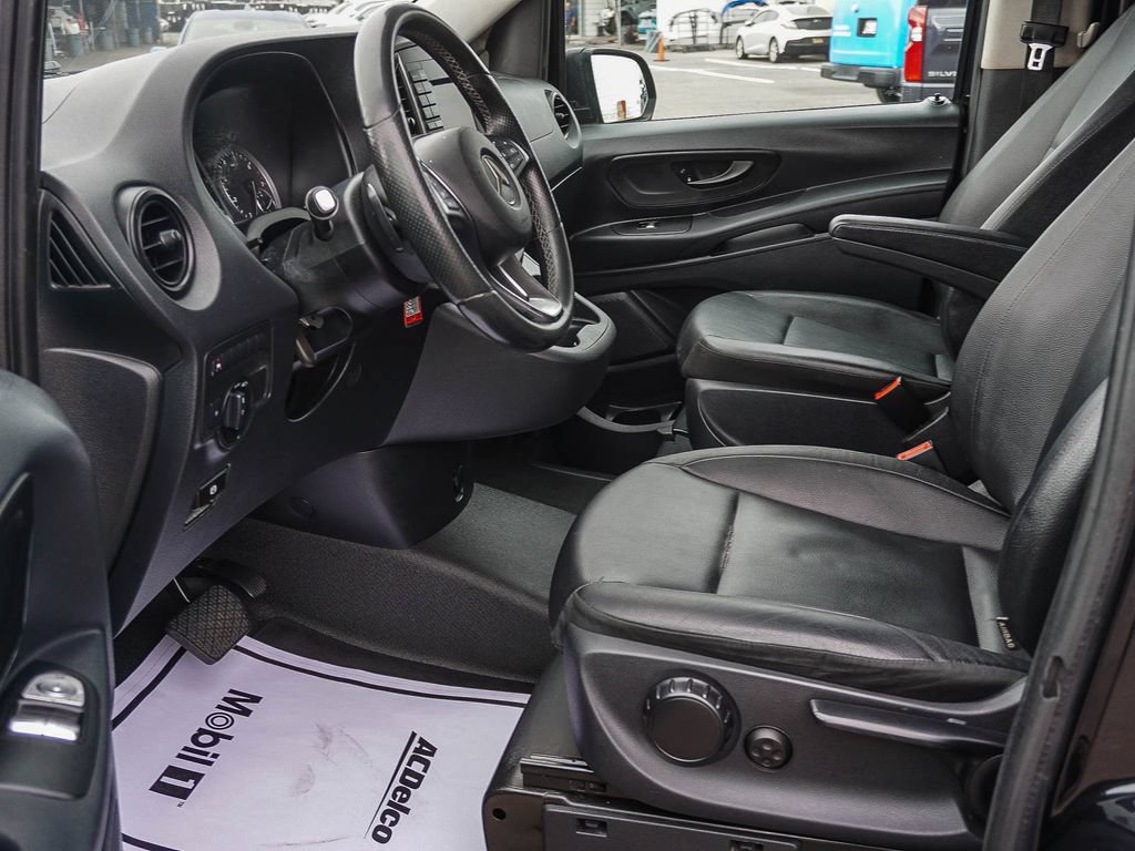 Used 2020 Mercedes-Benz Metris Passenger w/ Premium Safety Package image 17