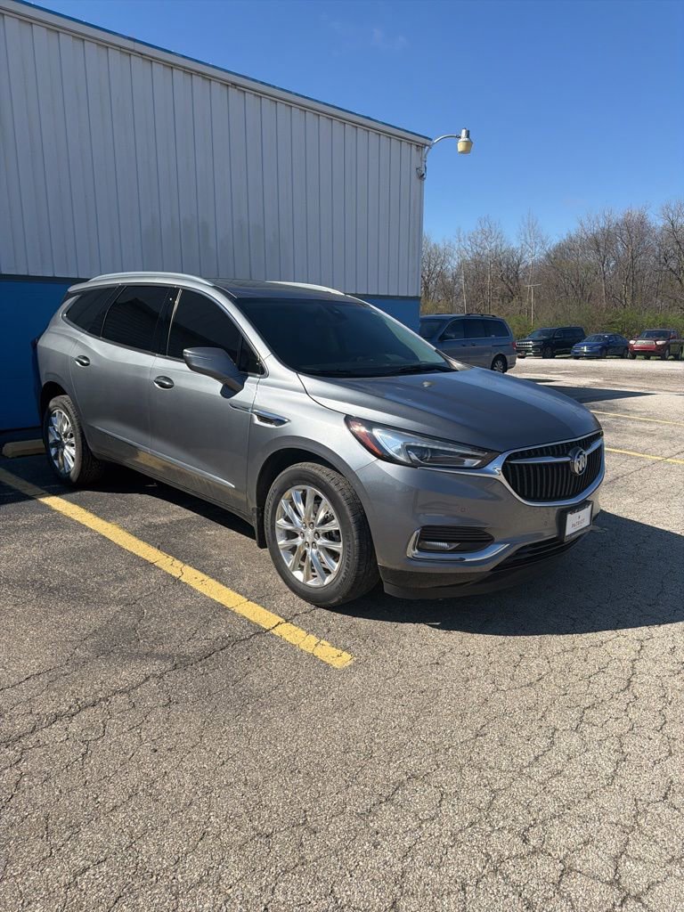 Used 2021 Buick Enclave Premium w/ Sun and Sites Package image 9