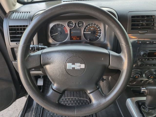 Used 2009 HUMMER H3T AWD/4WD image 11