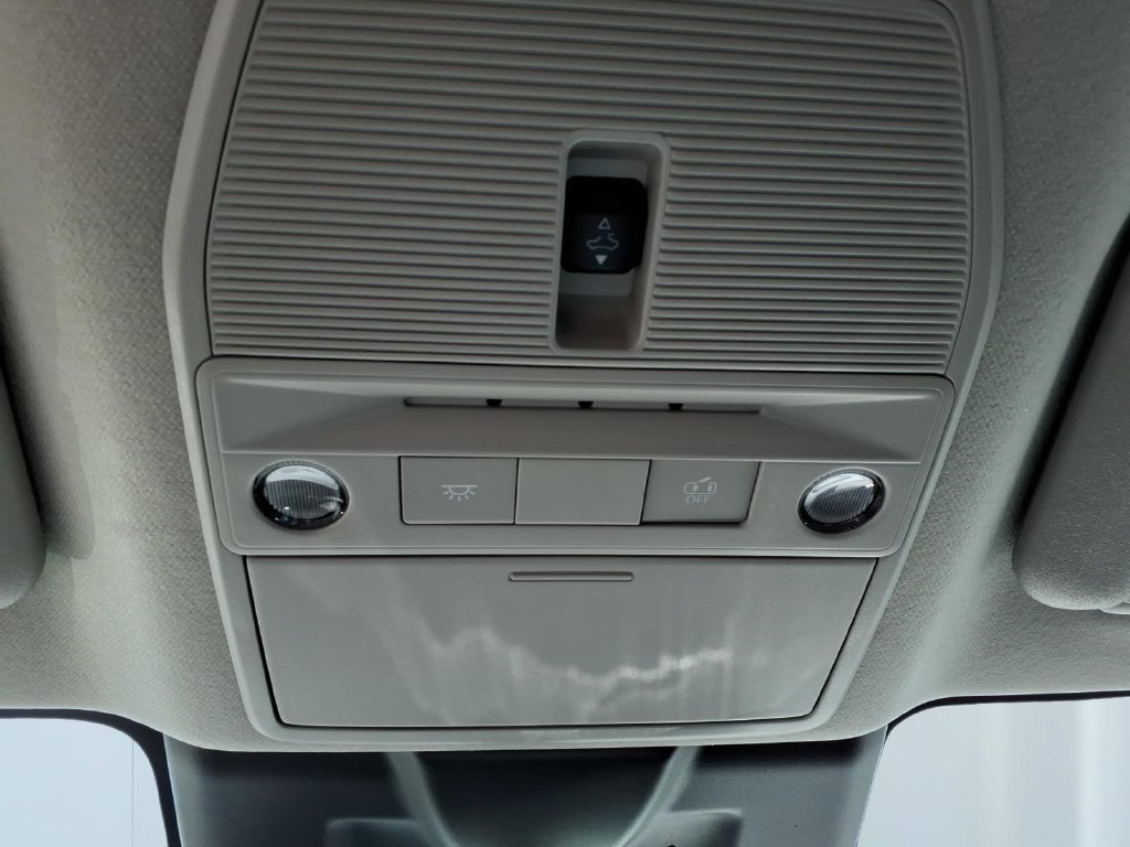 New 2026 Nissan Sentra SV w/ SV Convenience Package FWD image 24