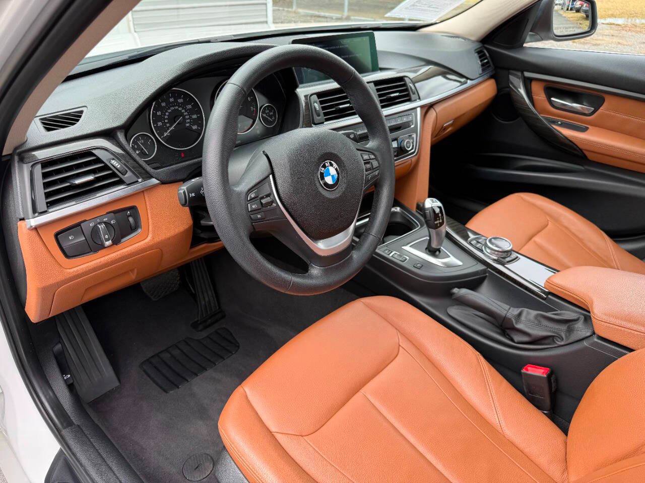 Used 2014 BMW 328i Sedan RWD image 27