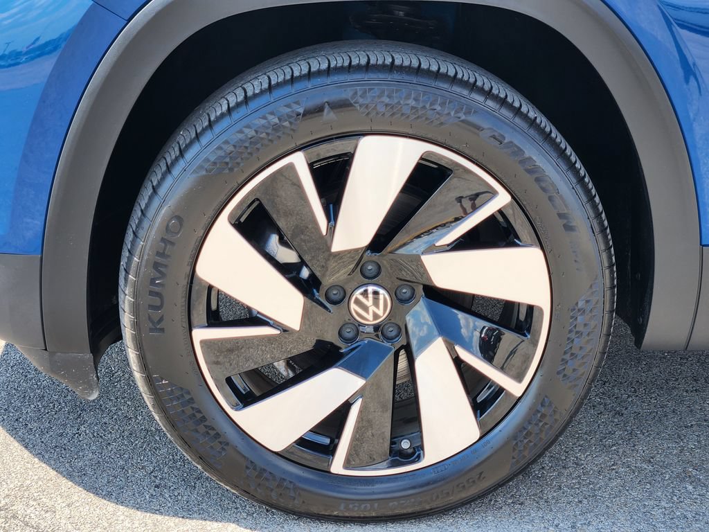 Used 2026 Volkswagen Atlas Cross Sport SE FWD image 10
