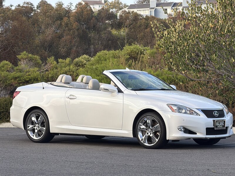 Used 2010 Lexus IS 350C RWD image 9
