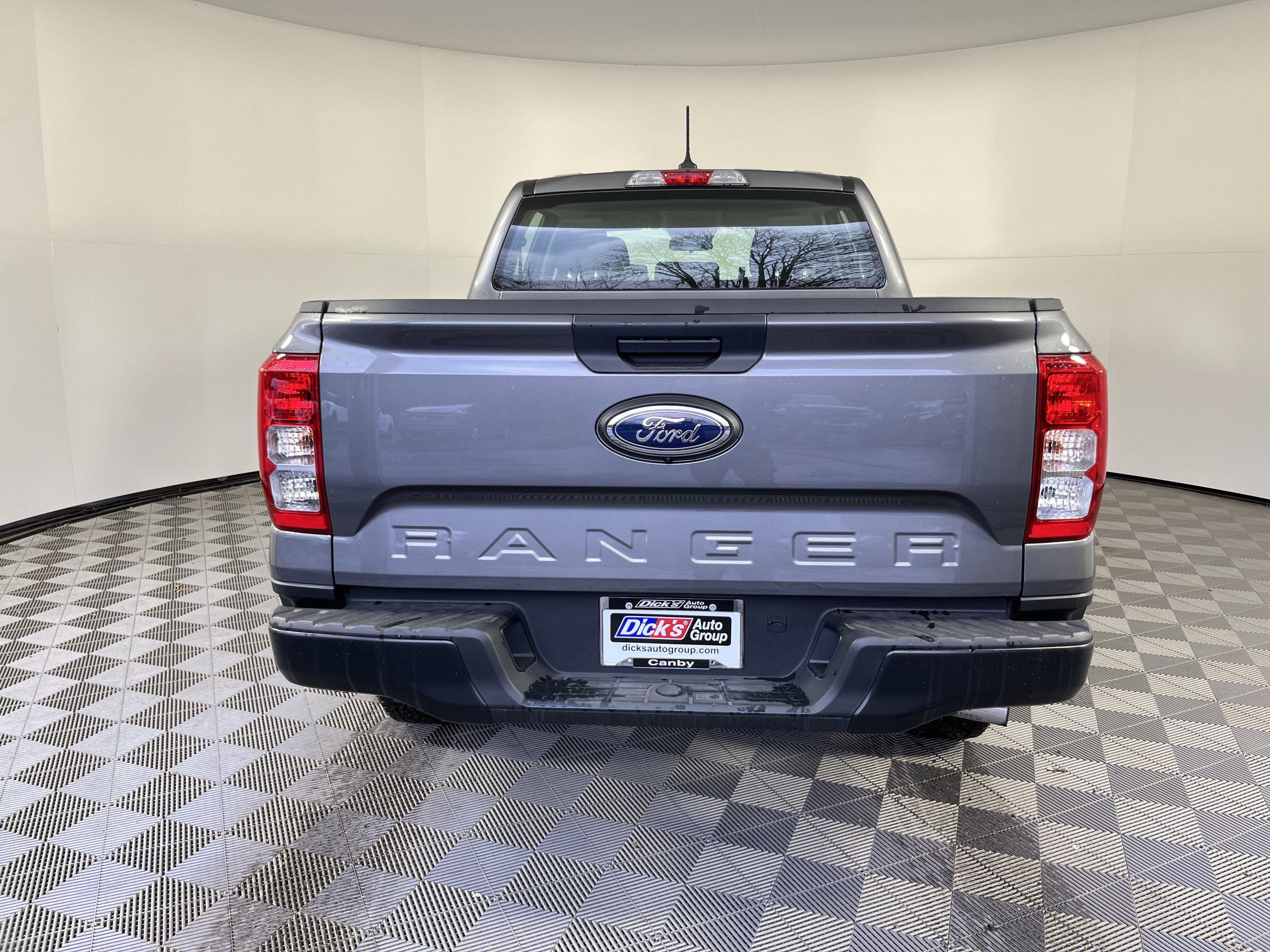 Used 2024 Ford Ranger XL image 4