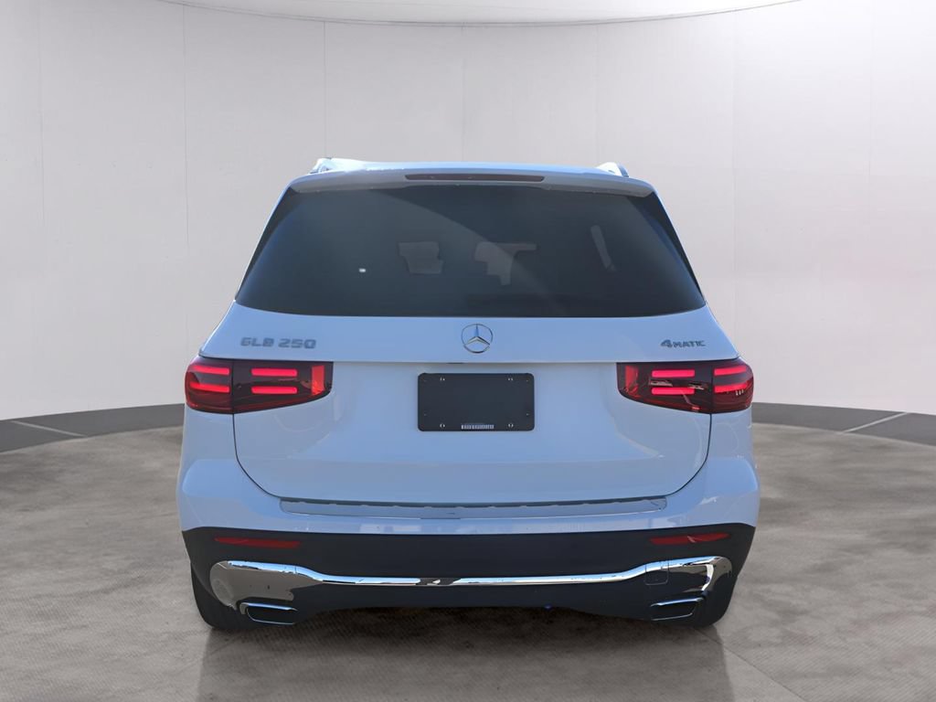 New 2026 Mercedes-Benz GLB 250 4MATIC image 6