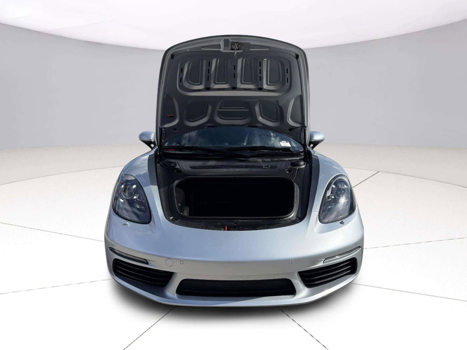 Used 2018 Porsche 718 Boxster RWD image 46
