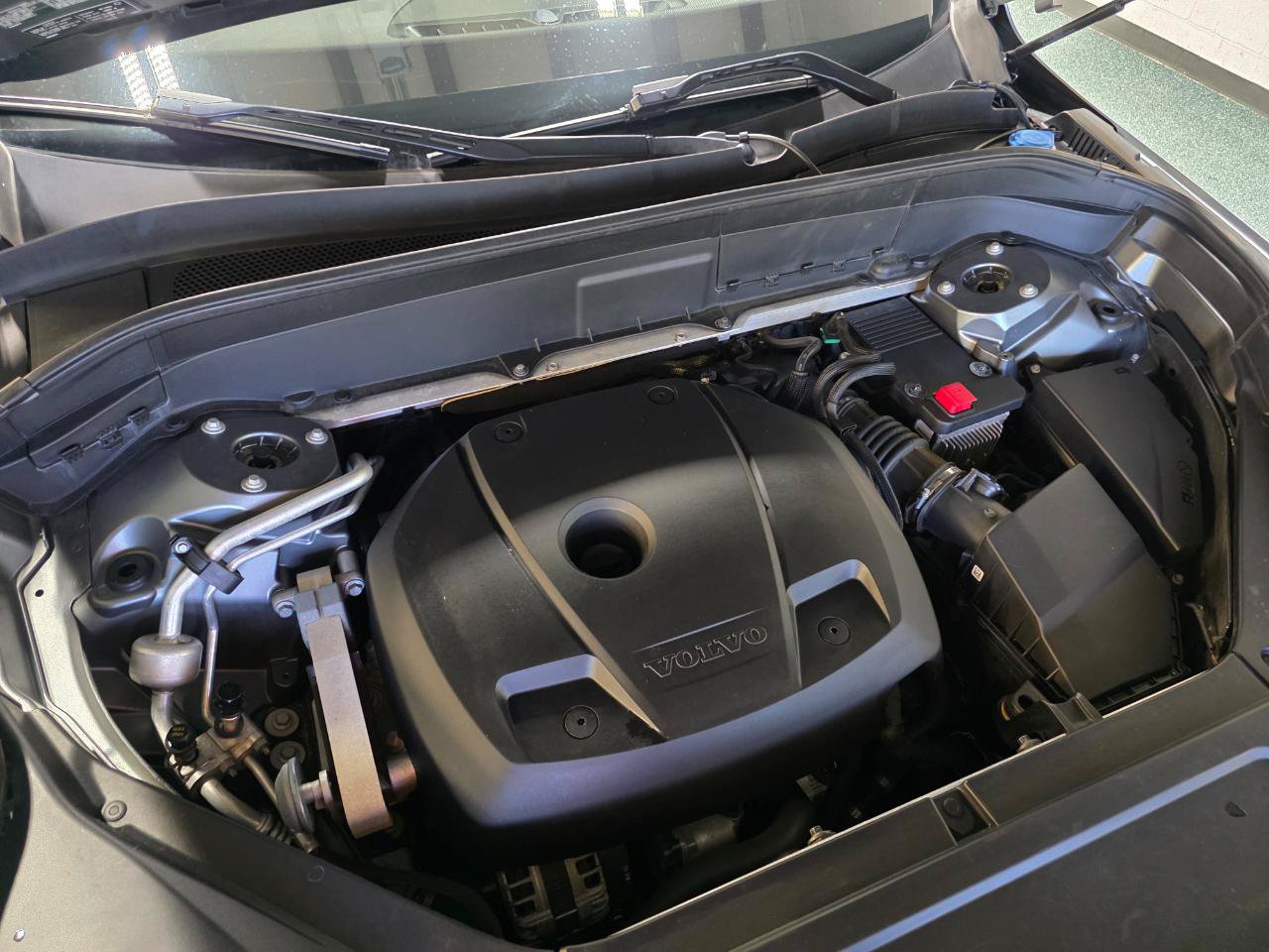 Used 2018 Volvo XC90 T6 Momentum w/ Convenience Package AWD/4WD image 41