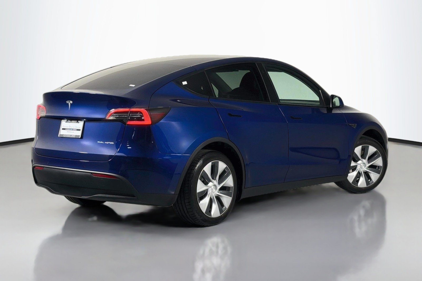 Used 2022 Tesla Model Y Long Range AWD/4WD image 12