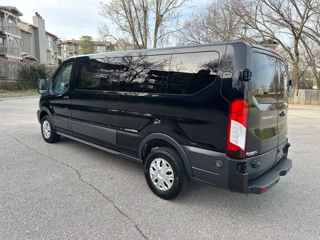 Used 2016 Ford Transit 350 XLT RWD image 7