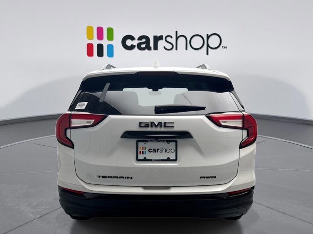 Used 2023 GMC Terrain SLE w/ Driver Convenience Package AWD/4WD image 4