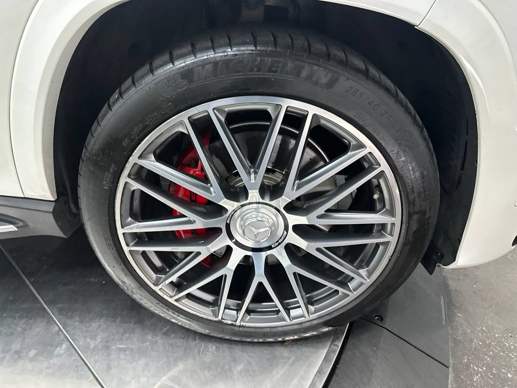 Certified 2021 Mercedes-Benz GLS 63 AMG 4MATIC image 10