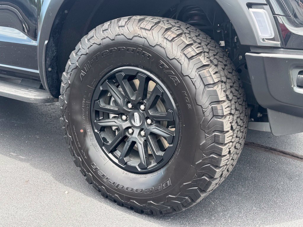 Used 2025 Ford F150 Raptor AWD/4WD image 27